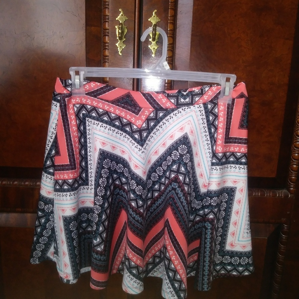 Printed skater skirt